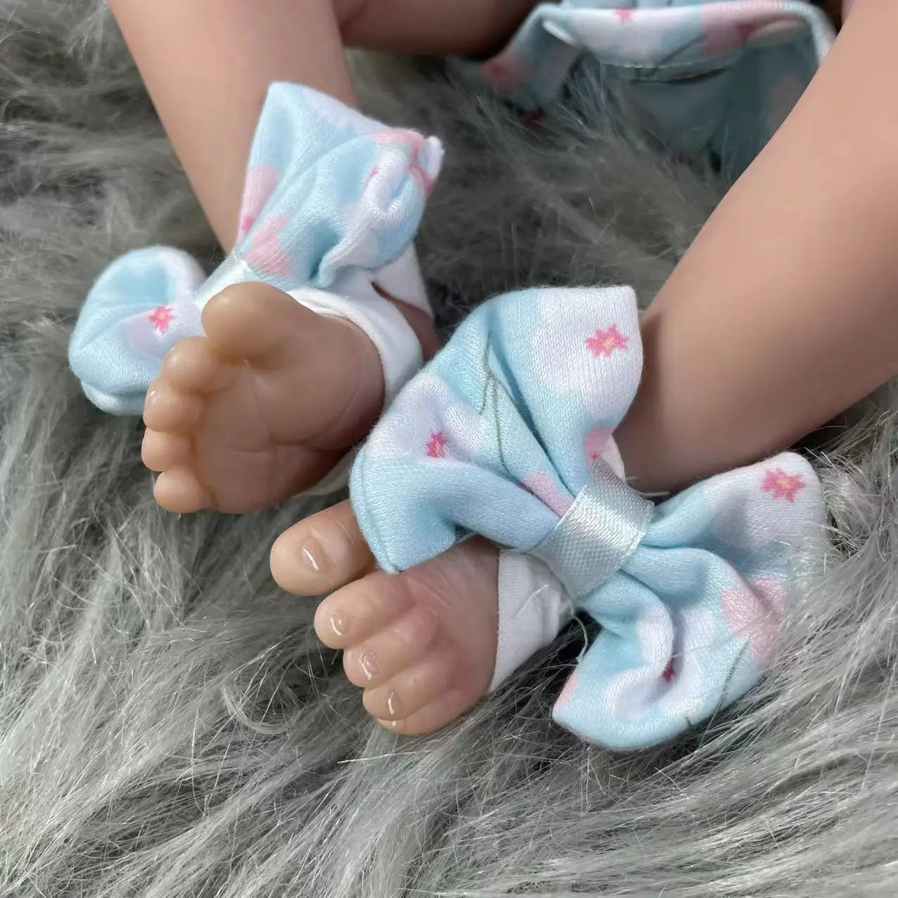 18Inch Already Finished Reborn Baby Doll Felicia Adorable Girl Lifelike Doll 3D Skin Tone Veins Doll Gift With Doll Accessories - Agape Seven Clothing Company