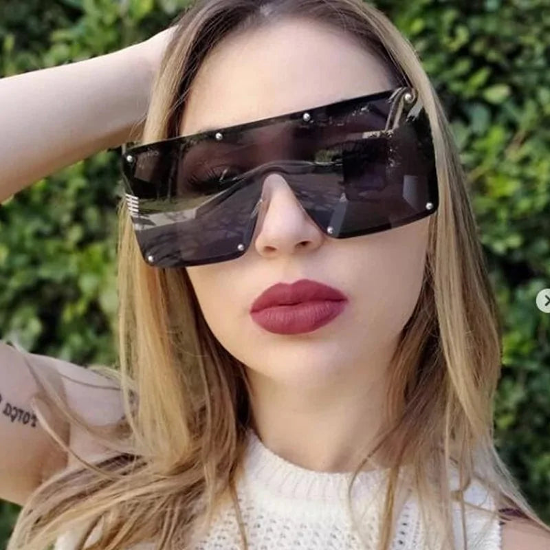 Women's Oversized Sunglasses - Agape Seven Clothing Company